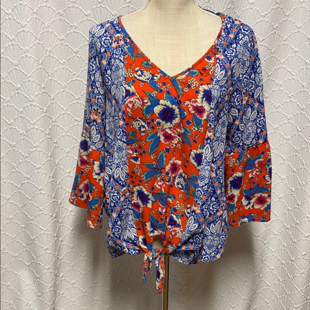 New Directions size large Blue and Orange Floral Blouse v neck tie‎ front